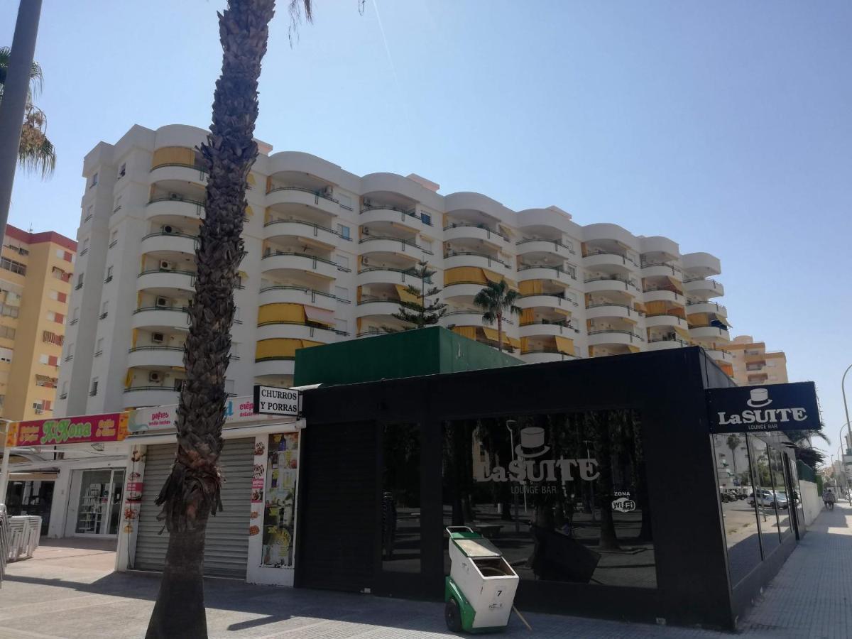 Cancun III Solo Familias Serviplaya Gandía Eksteriør billede